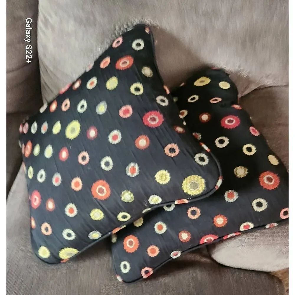 Throw pillows, black with multi-colored pattern - Picture 2 of 7